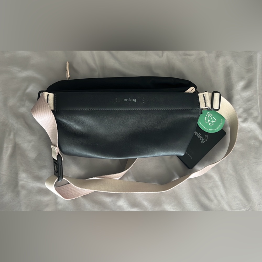 Bellroy Sling Mini Premium Edition